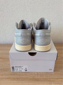 Air Jordan 1 Low Natural Grey - 4