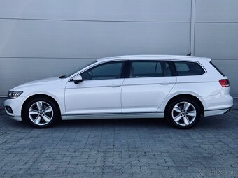 Volkswagen Passat Variant 2.0 TDI Elegance 4Motion DSG - 4