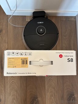 Roboticky vysavac Roborock S8 s mopom - 4