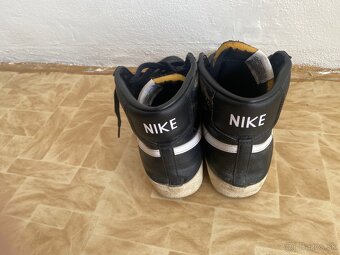 Nike Blazer Mid 77 - 4