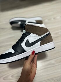 JORDAN 1 RETRO HIGH DARK MOCHA - 4