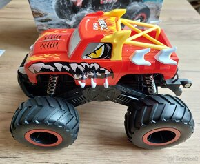 Obojživelný RC 1:16 Monster Trucks DEERC Fire Dragon - 4