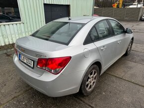 CHEVROLET CRUZE 2,0 CDTI 92KW,ROK 2010,NAJ.168TKM,KLIMA,DOHO - 4