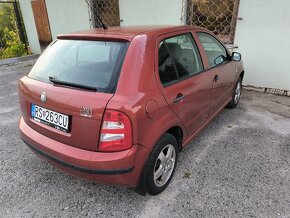 Skoda Fabia 1.2i - 4