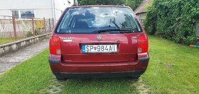 Volkswagen Passat - 4