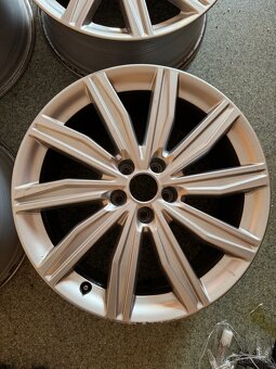 Audi orig.disky R19 5x112 - 4