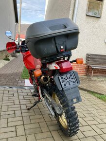 Honda NX650 Dominator - 4