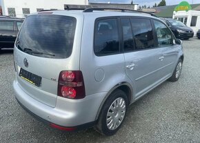 Volkswagen Touran 1.4 TSI 7 MÍST benzín manuál 103 kw - 4