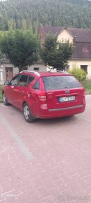 Kia Ceed - 4