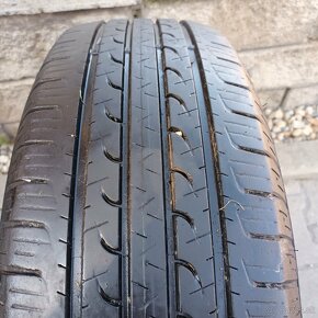 Predám letnú Pneumatiku 215/65R16 - 4