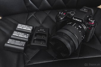 Panasonic LUMIX S5II DC-S5M2 + 20-60mm - 4