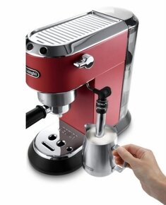 Delonghi Dedica cerveny - 4