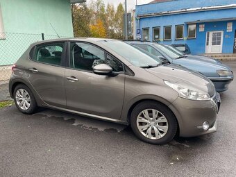 Peugeot 208 1.4 Benzín - 4