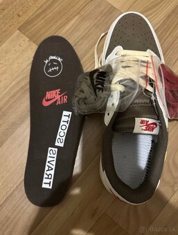 Nike Air Jordan 1 Low OG x Travis Scott “Reverse Mocha” - 4