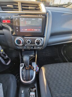 Honda Jazz 1.3 i-VTEC,  automat - 4