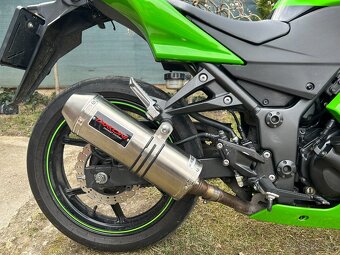 Kawasaki Ninja 250R - 4