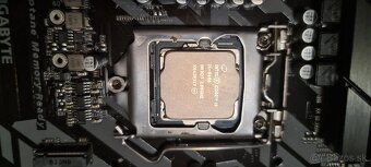 Zakladna doska Gigabyte Z370 HD3 + CPU i5 8400 - 4