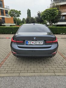 BMW 320i xdrive - 4