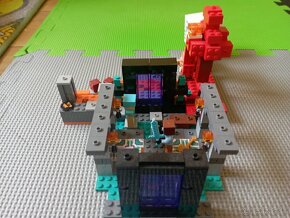 Lego Minecraft 2x - 4