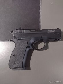 CZ 65 D airsoft - 4