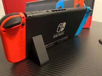 Nintendo Switch V2 - 4