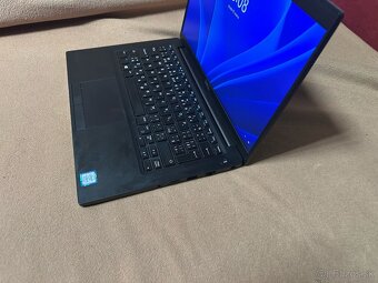 Dell Latitude 7390 - 4