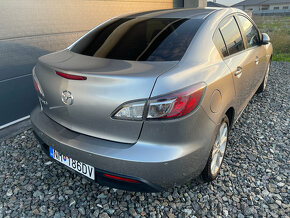 Mazda 3 sedan 1.6 benzín (4dv.) 77kw - 4