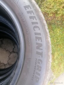 4ks letné pneumatiky Good Year 215/60 R17 - 4