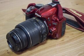 Nikon d3100 RED s VR objektivom 18-55 AF - 8 tisic zaberov - 4