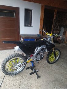 Suzuki rmz 250 - 4