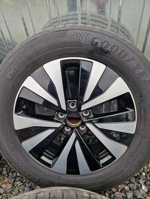 Goodyear 205/60 R16 + Volkswagen 5x100 R16 - 4