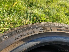 2x zimné runflat GoodYear 205 50 17 - 4