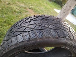 Predám zimné pneumatiky Kormoran 225/45R17 - 4