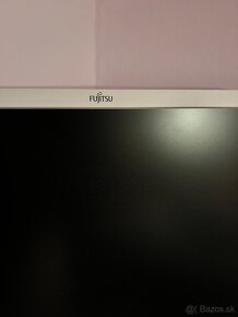 Biely monitor Fujitsu - 4