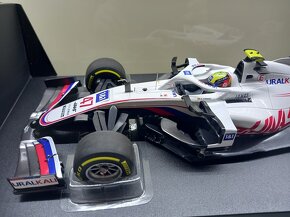 F1 URALKALI HAAS VF-21 GP BAHRAIN 2021 MICK SCHUMACHER 1:18 - 4