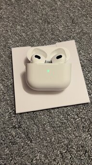 Airpods 3 - 4