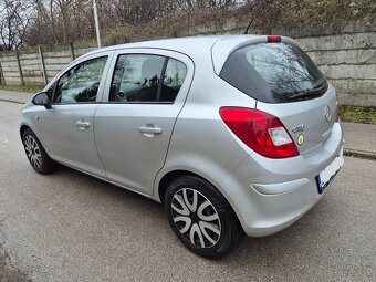 Predám Opel Corsa D 1.0 12v 44kw Ecotec r.v.2009 - 4