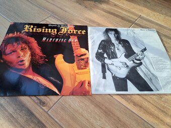 Lp YNGWIE MALMSTEEN  -Marching Out - 4