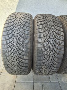 R16 Zimná sada Octavia rozteč 5x112 205/55R16 GOODYEAR - 4