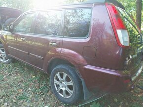 Nissan x-trail xtrail t30 2.0 benzín 103kw - 4