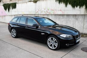 BMW 530d xDrive Touring (F11), 210 km - 4