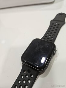 Apple watch SE 44mm Nike - 4