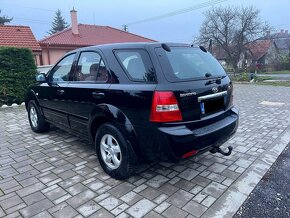 KIA SORENTO 2.5 CRDI - 4