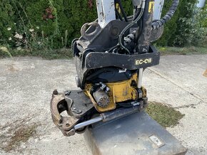 Kolesový bagr Takeuchi TB295W - 2013 – ENGCON – 3x lžíce - 4