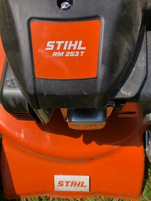 Stihl RM 253T Benzínová kosačka s pojazdom - 4