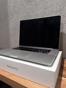 MacBook pro 15 20015 - 4