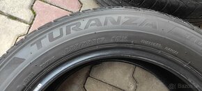 225/55 r17 - 4