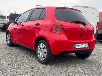 Toyota Yaris 1.3 VVT-I Sol - 4