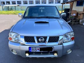 Nissan Navara 2.5 TDi 4x4 Pick up - 4