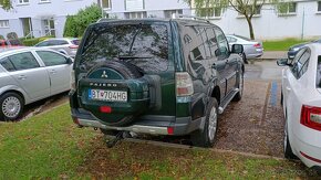 Mitsubishi Pajero Limited Edition - 4